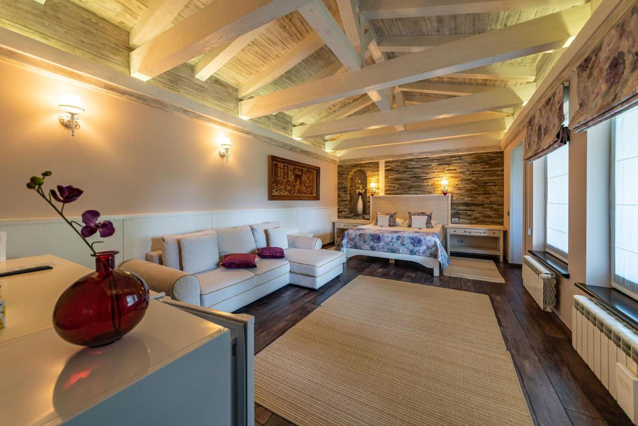 Отель Casa Freya Буштени Экстерьер фото